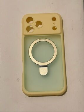 Silicone Dual-Tone Phone Case with Metal Ring Stand - Cream & Light Green